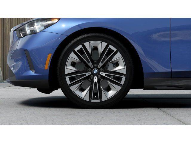 2027 BMW 530 I photo 7