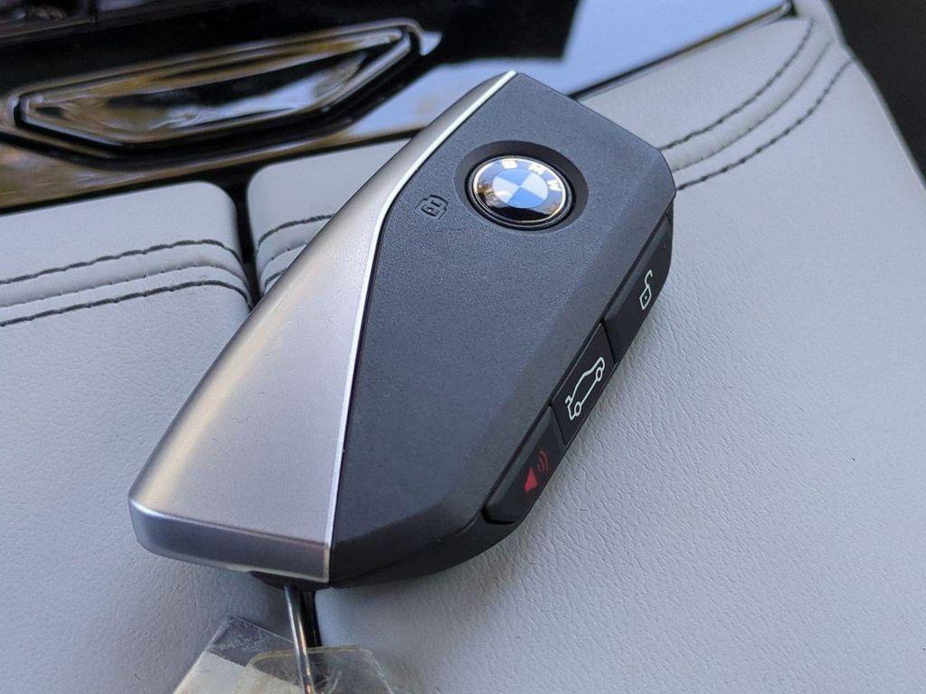 2027 BMW 540 I XDRIVE — миниатюра 29