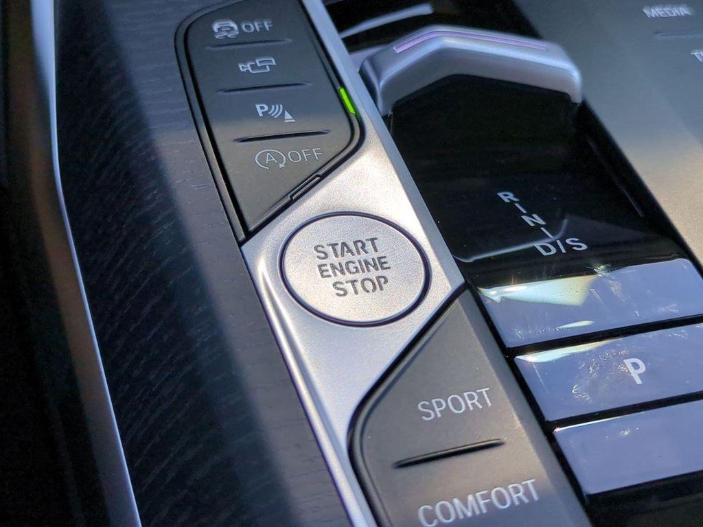 2026 BMW 330 I NA — миниатюра 28