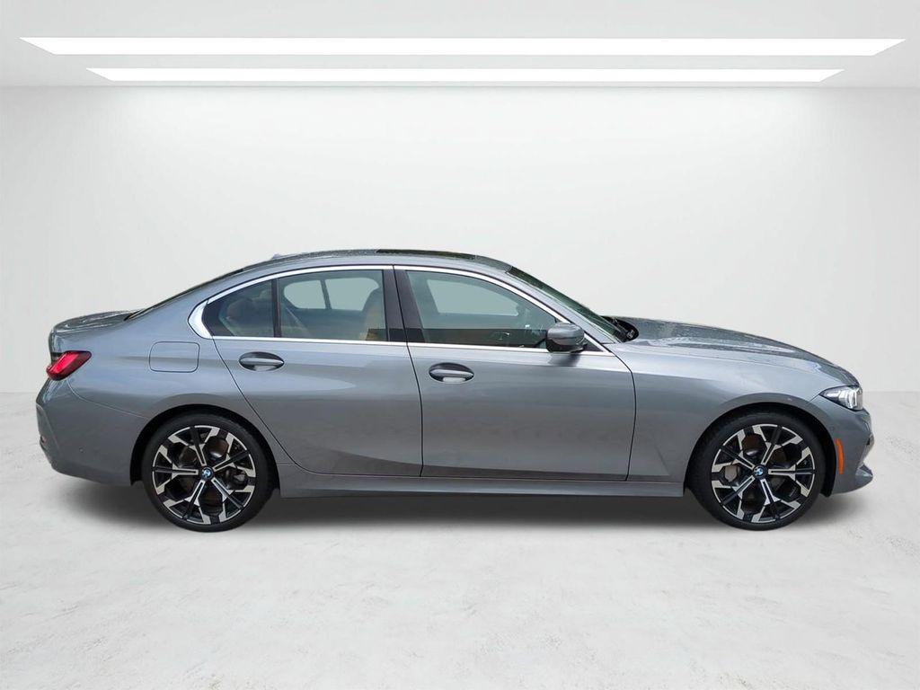 2025 BMW 330 I — фото 3
