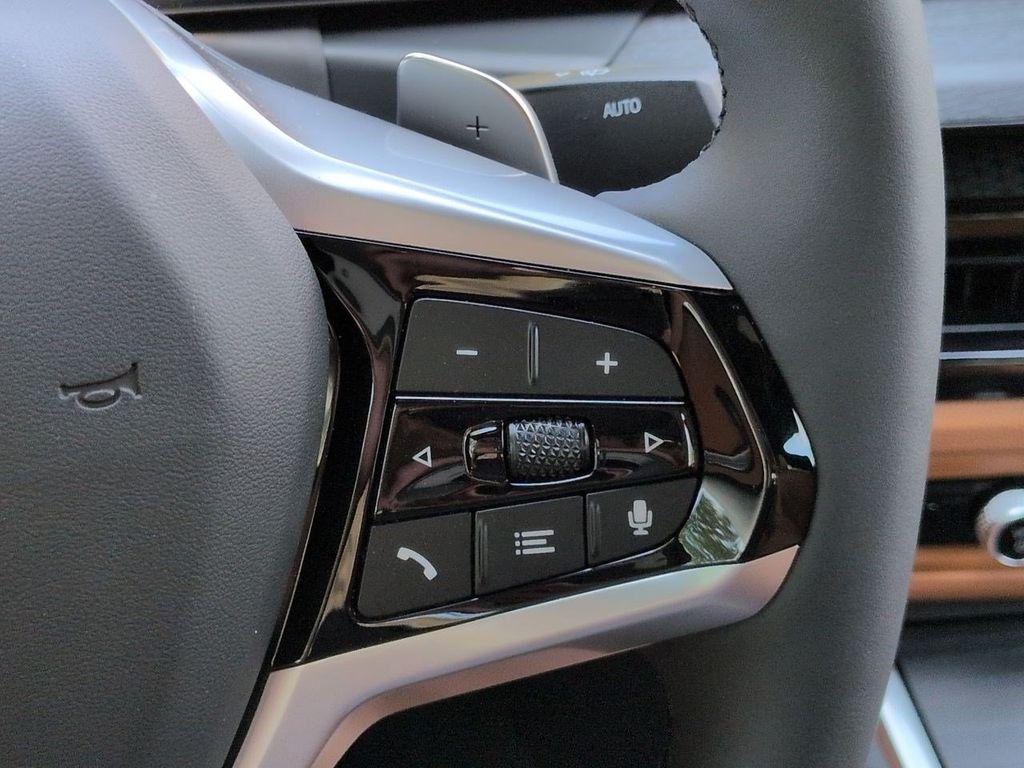 2026 BMW 330 I NA — миниатюра 25