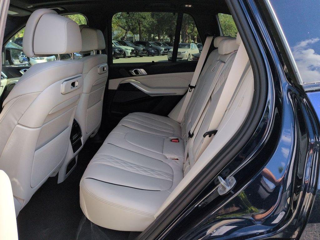2026 BMW X5 M60I — миниатюра 14