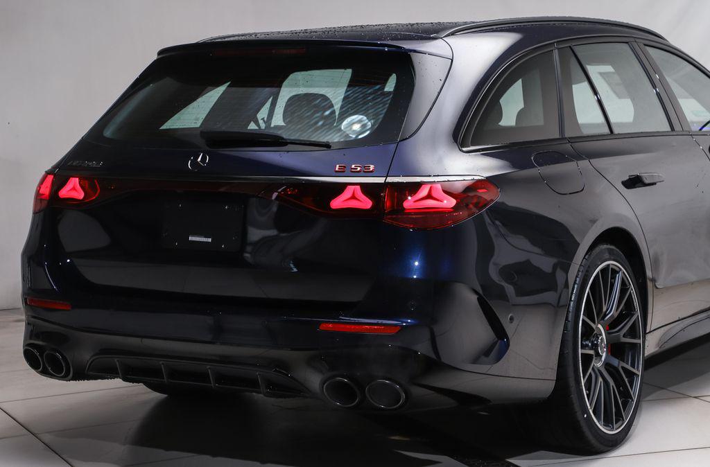 صورة 4 لـ 2026 Mercedes-BENZ AMG E 53 E 4MATIC+