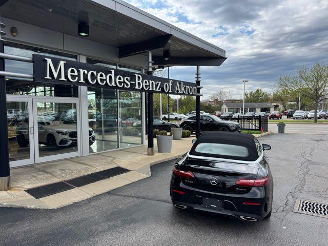 MERCEDES-BENZ E-CLASS - 4