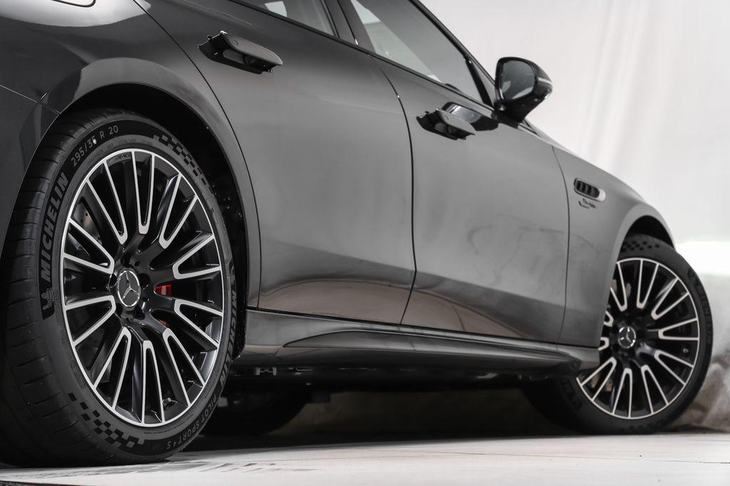 2026 Mercedes-BENZ AMG E 53 E 4MATIC+ 缩略图 20