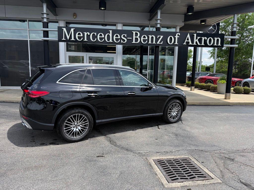New 2026 Mercedes-Benz GLC 300 4MATIC