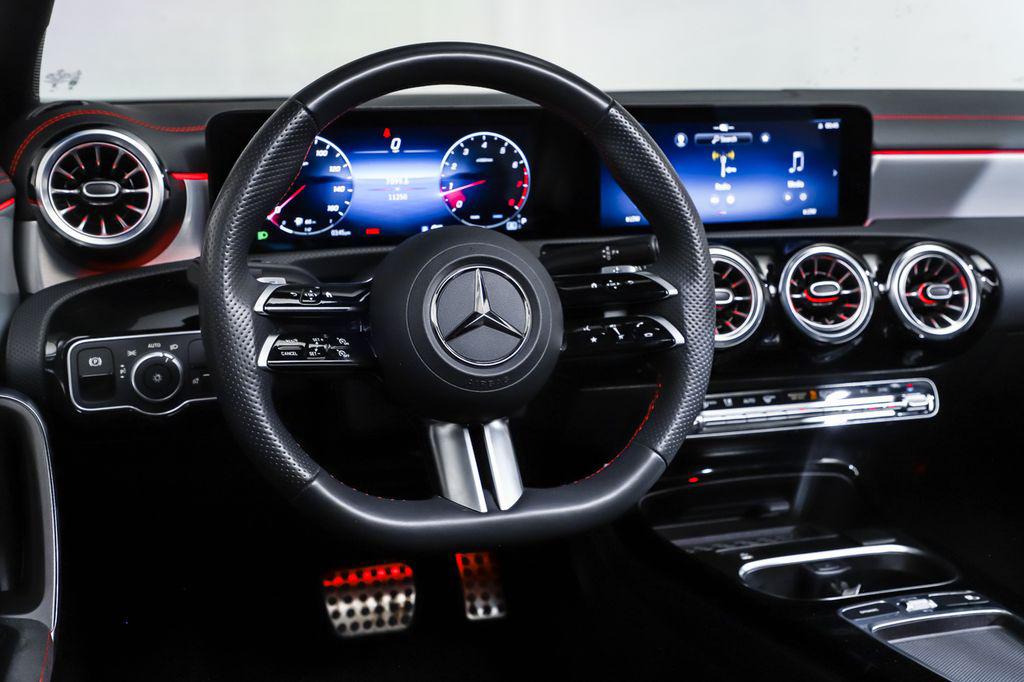 2025 Mercedes-BENZ CLA — миниатюра 12