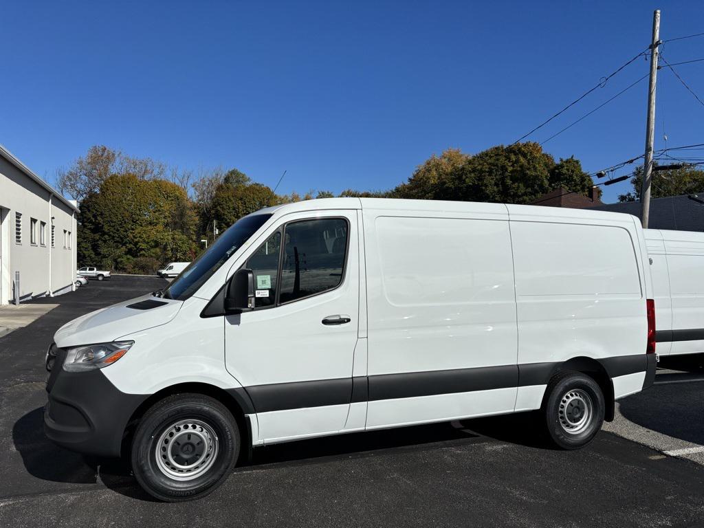 New 2026 Mercedes-Benz Sprinter 2500 Standard Roof