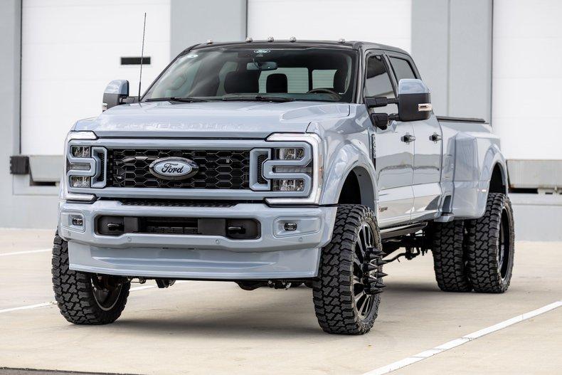 2025 FORD F-450 KING RANCH — фото 7