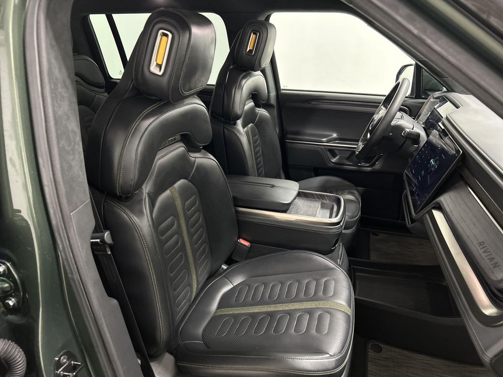 2024 Rivian R1S ADVENTURE QUAD MOTOR LARGE PACK 缩略图 24