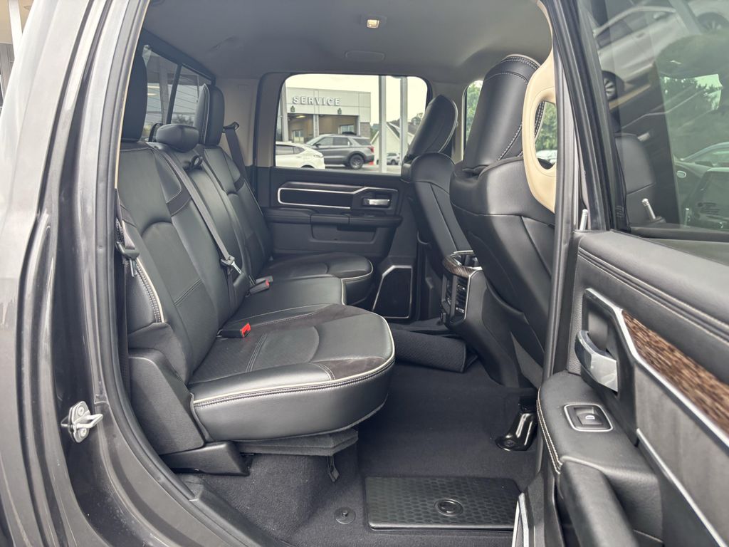 2021 RAM 3500 LARAMIE CREW CAB 4X4 8' BOX 缩略图 36