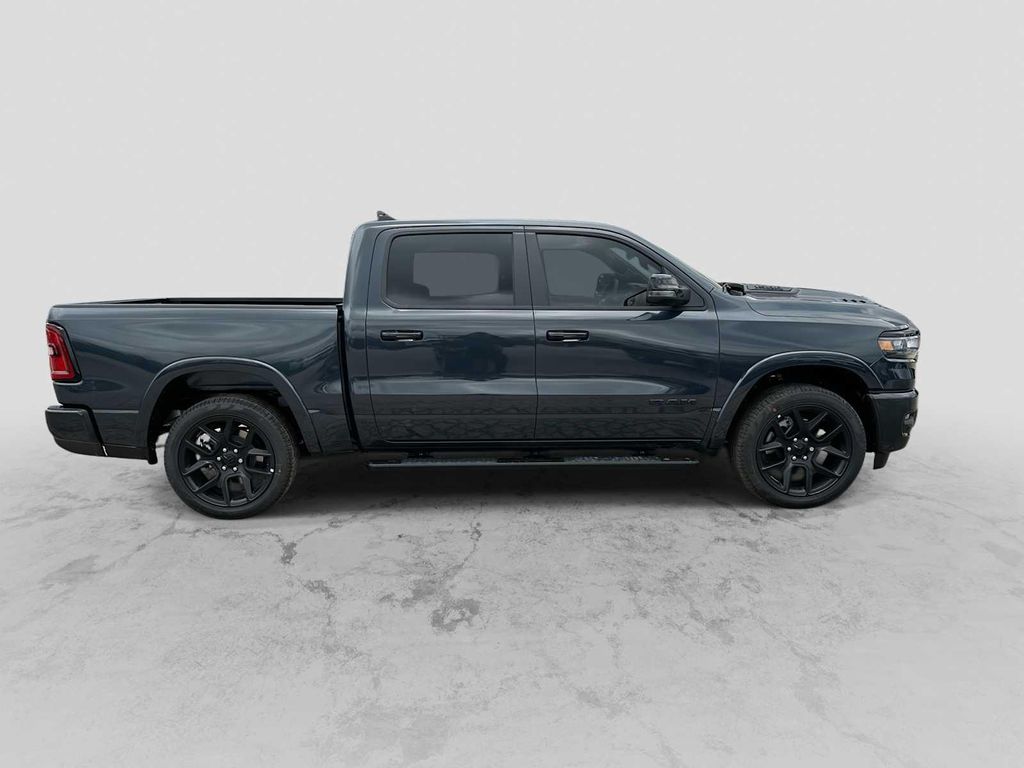 صورة 9 لـ 2026 RAM 1500 LARAMIE