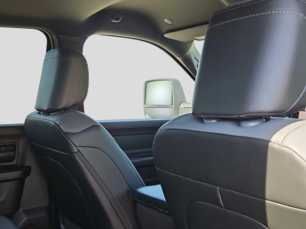 صورة مصغرة 17 لـ 2026 RAM 3500 TRADESMAN