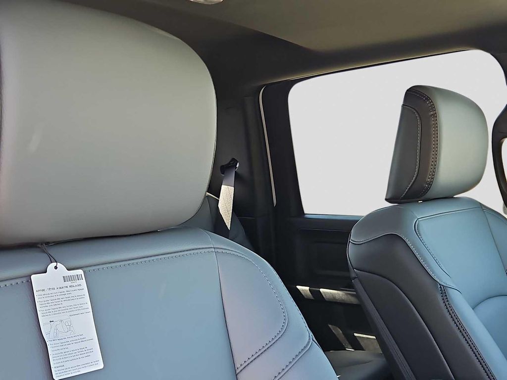 صورة مصغرة 18 لـ 2026 RAM 3500 TRADESMAN