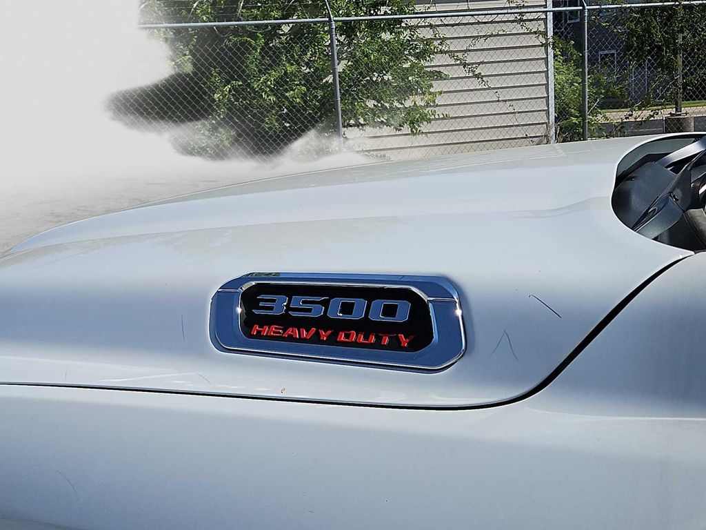 صورة مصغرة 11 لـ 2026 RAM 3500 TRADESMAN