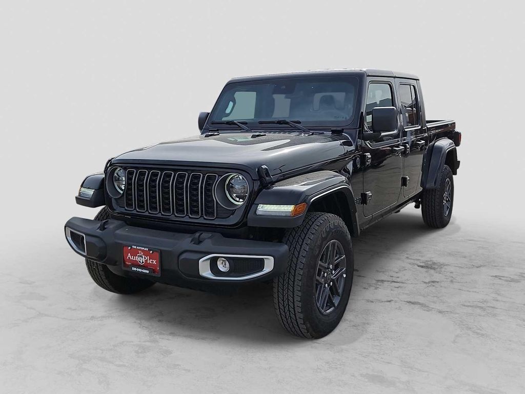 New 2025 Jeep Gladiator Sport S