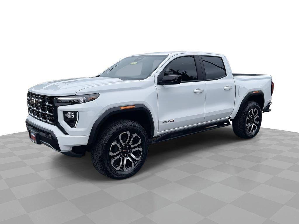 New 2025 GMC Canyon AT4