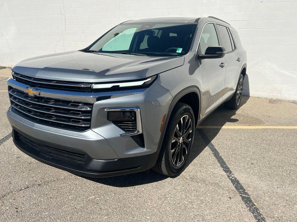 New 2026 Chevrolet Traverse LT