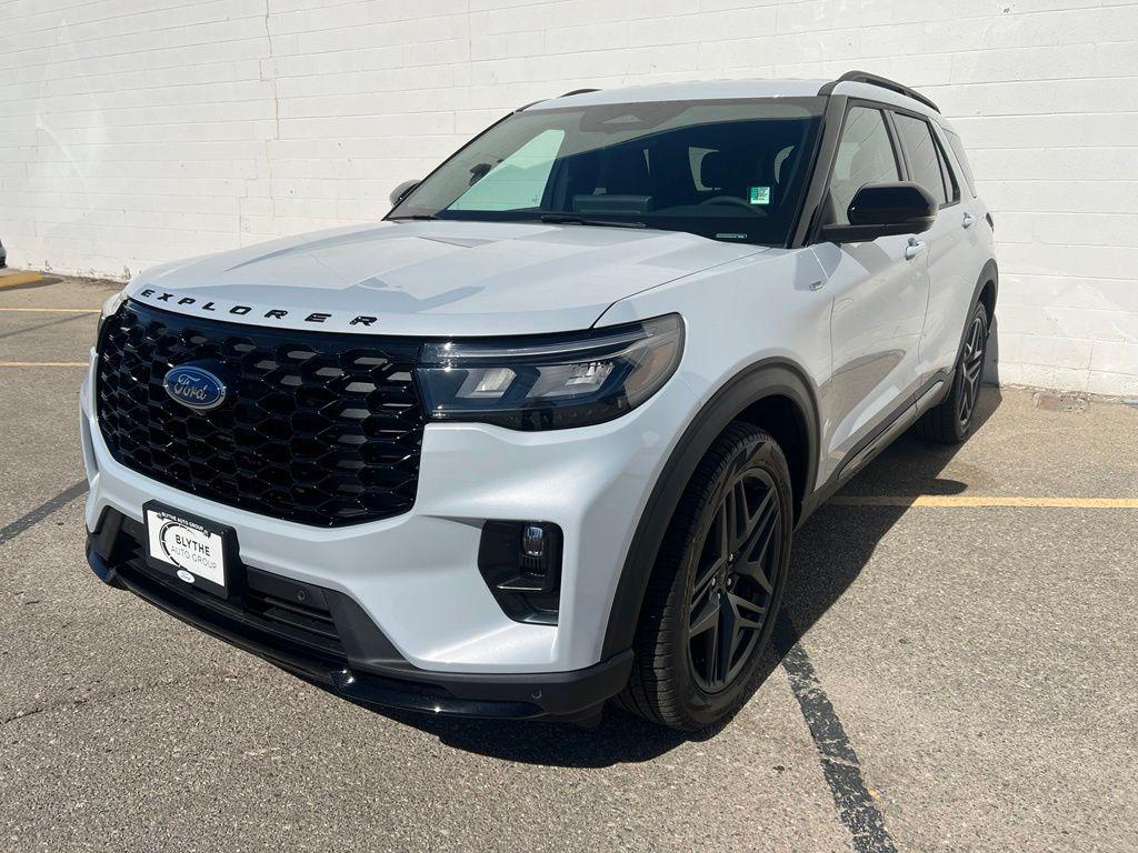 New 2026 Ford Explorer ST-Line