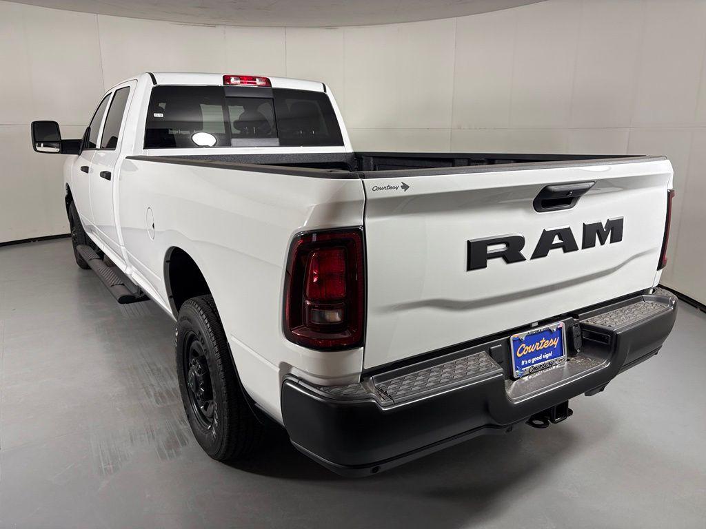 2026 RAM 2500 TRADESMAN CREW CAB 4X2 8' BOX — фото 6