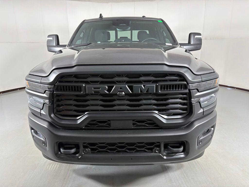 2026 RAM 2500 TRADESMAN CREW CAB 4X4 6'4' BOX — фото 3