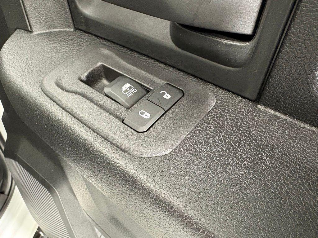 2026 RAM 2500 TRADESMAN CREW CAB 4X4 8' BOX 缩略图 14