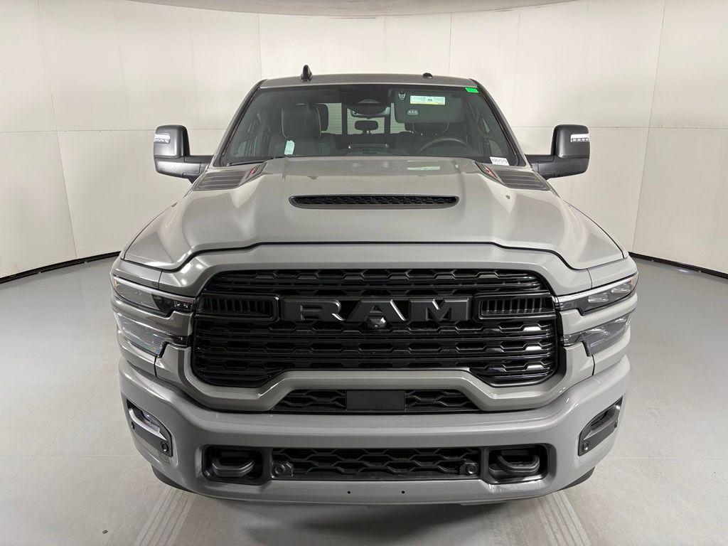 صورة 3 لـ 2026 RAM 2500 LIMITED CREW CAB 4X4 6'4' BOX