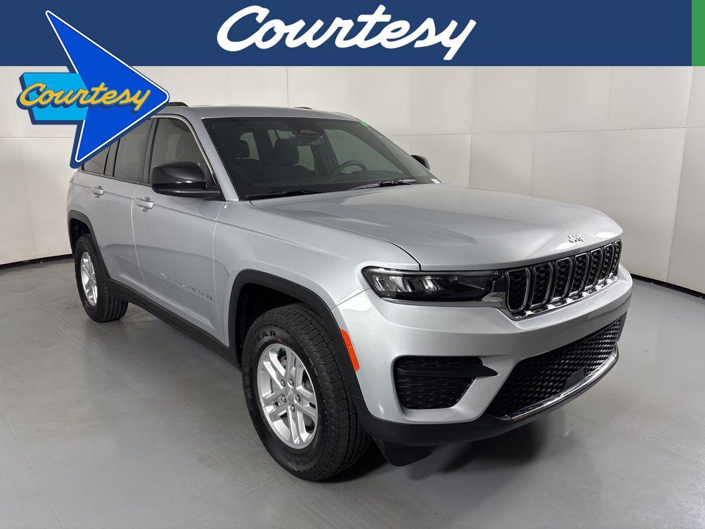 New 2025 Jeep Grand Cherokee Laredo
