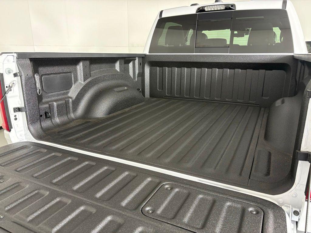 2026 RAM 1500 RHO CREW CAB 4X4 5'7' BOX thumbnail 14