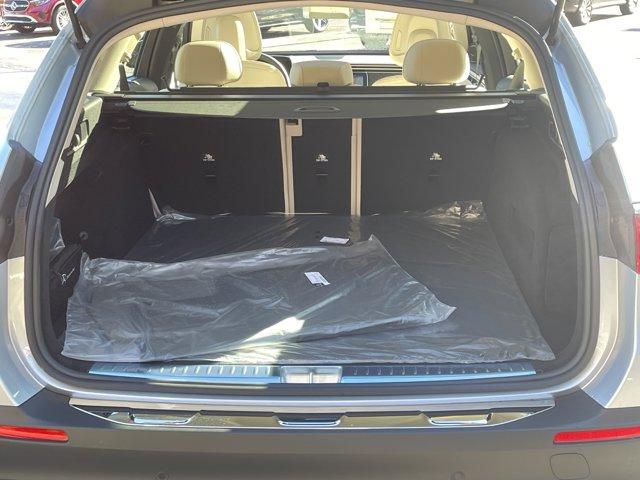 MERCEDES-BENZ E-CLASS - 9