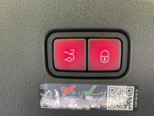 MERCEDES-BENZ CLE - 10