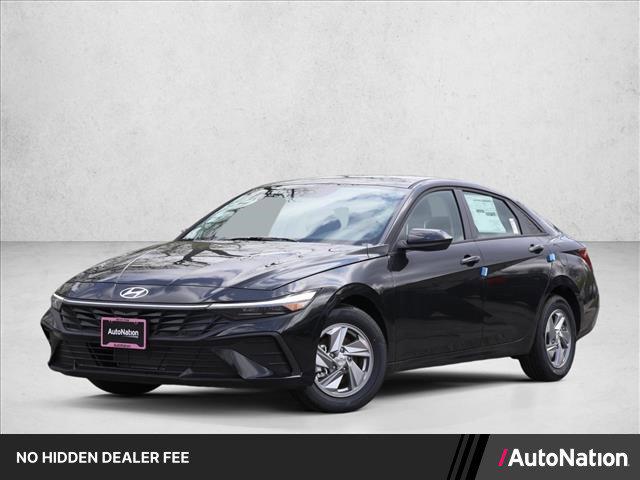 New 2026 Hyundai ELANTRA SE