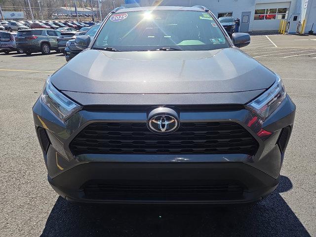 TOYOTA RAV4 - 8