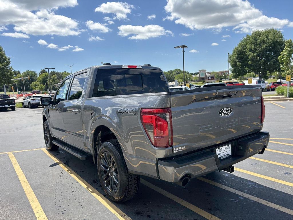 2026 FORD F-150 XLT — фото 4