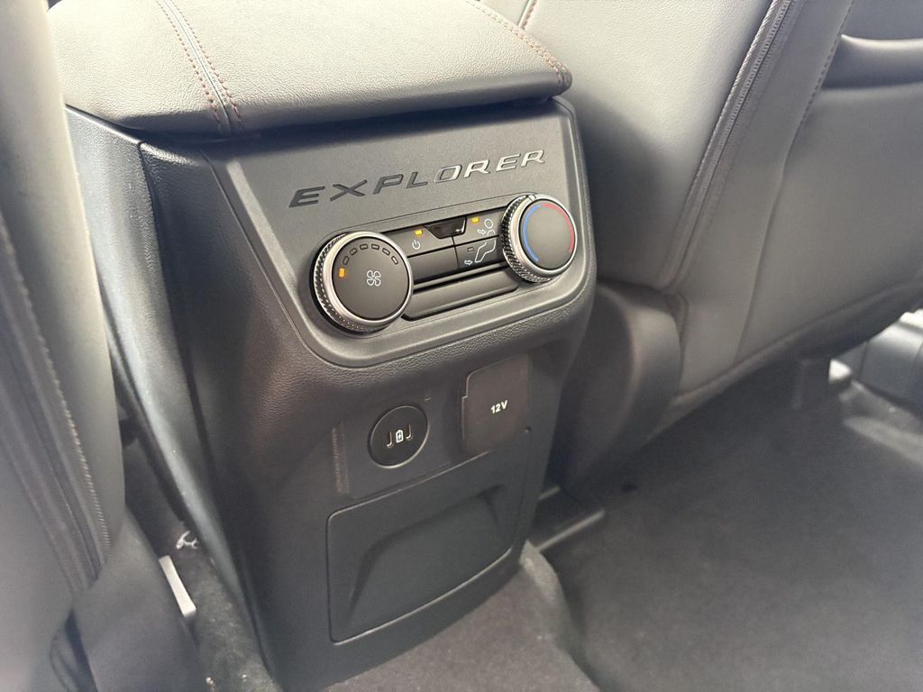 2026 FORD EXPLORER ACTIVE 缩略图 18