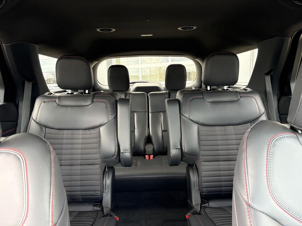 صورة مصغرة 23 لـ 2026 FORD EXPLORER ST-LINE