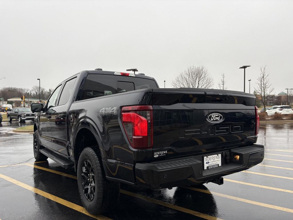 FORD F-150 XLT - 4