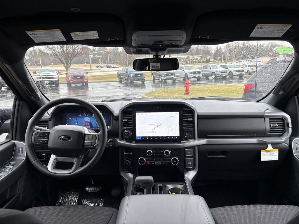 FORD F-150 XLT - 9
