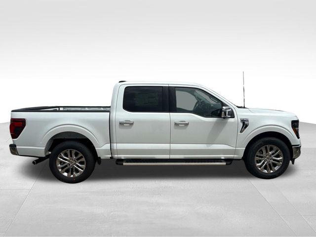 2026 FORD F-150 XLT — фото 10