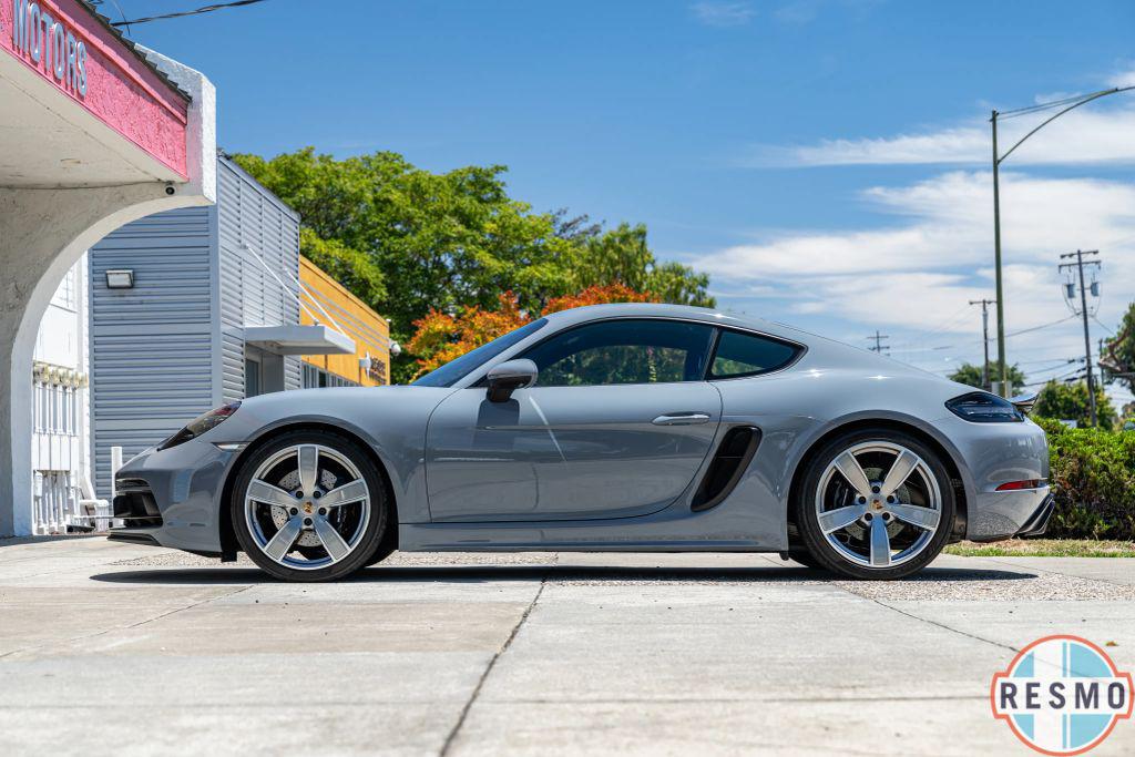 2024 Porsche 718 CAYMAN GTS 4.0 — миниатюра 32