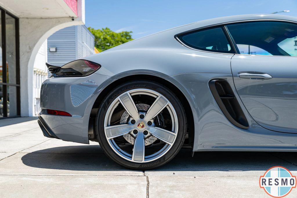 2024 Porsche 718 CAYMAN GTS 4.0 — миниатюра 11