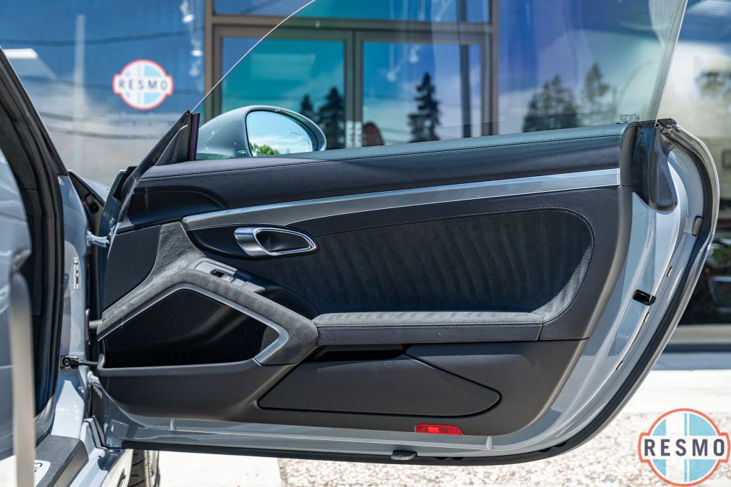 2024 Porsche 718 CAYMAN GTS 4.0 — миниатюра 43