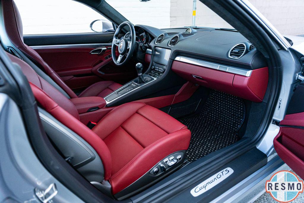 صورة مصغرة 74 لـ 2023 Porsche 718 CAYMAN GTS 4.0