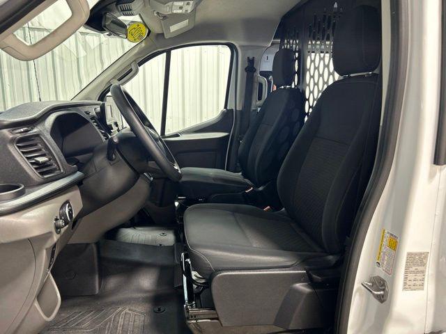 صورة مصغرة 13 لـ 2025 FORD TRANSIT-250 BASE