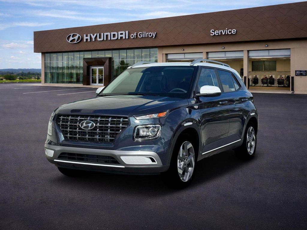 New 2026 Hyundai VENUE SEL w/Two-Tone Roof