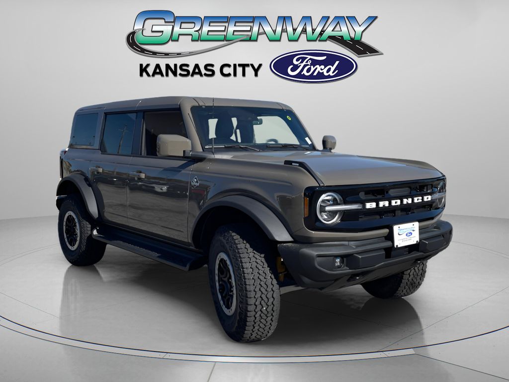 New 2025 Ford Bronco Outer Banks