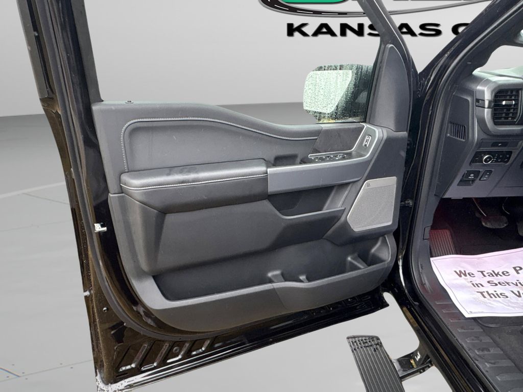 صورة مصغرة 17 لـ 2026 FORD F-150 XLT