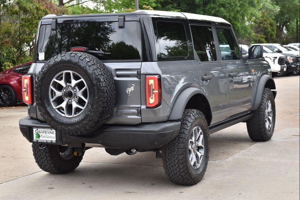 FORD BRONCO - 8