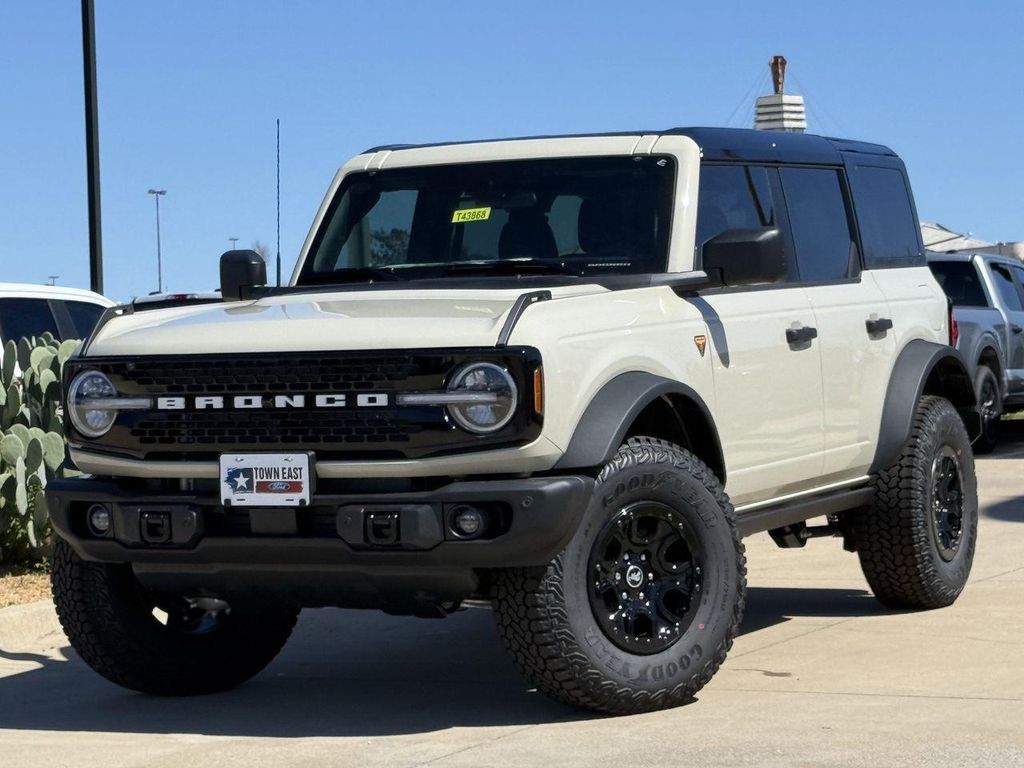 New 2026 Ford Bronco Badlands