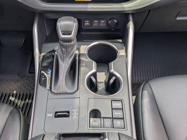 صورة مصغرة 18 لـ 2023 Toyota HIGHLANDER XLE